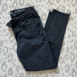Mossimo Curvy Skinny Mid Rise Jeans Size 6